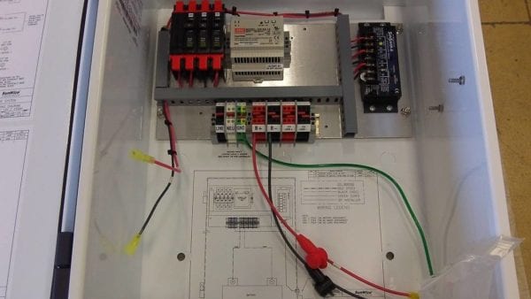 Morningstar SunSaver Charge Controller - Image 3