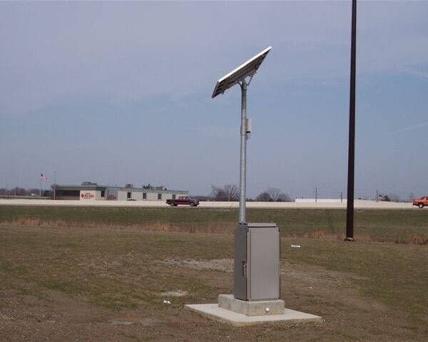SunWize 26" Top of Pole Mount - Image 3