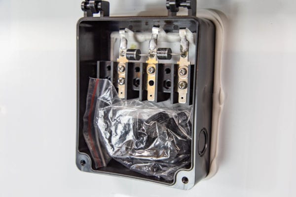 SunWize SWPB-160-C1D2-12 Solar Module - Image 5