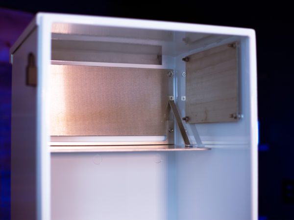 SunWize F4 Enclosure - Image 12